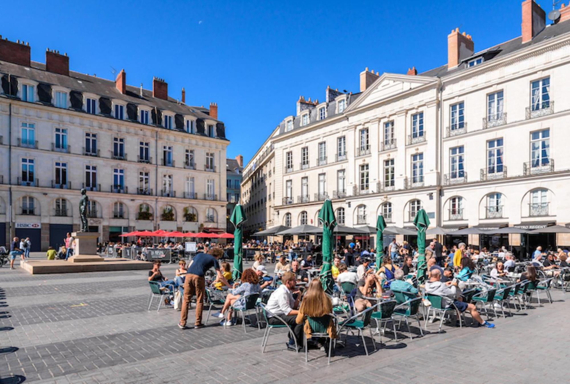New / Le Robinson / Atypique /centrale Apartment
